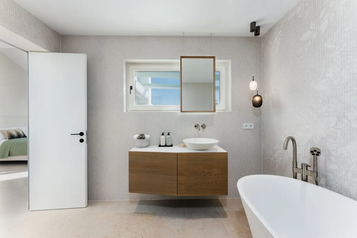 21c7dbe1-a44f-4cf0-87d7-5718c51dcc50