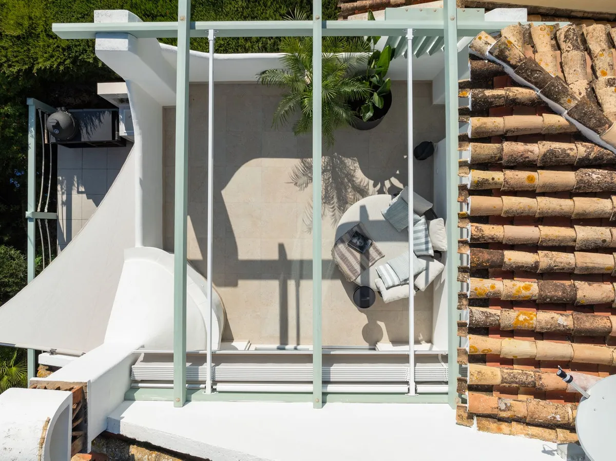 8ca395be-8cb4-4ae2-9fb5-4169156adc5a