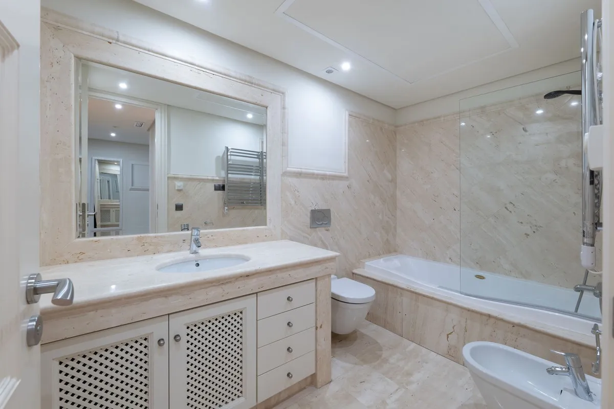 82d950a9-8716-4303-be75-56a6bff2b0d8