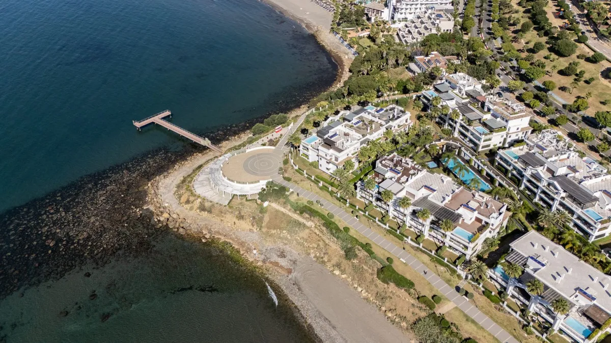 ba606e74-e916-4c10-ae38-6f6ac2dff7a1