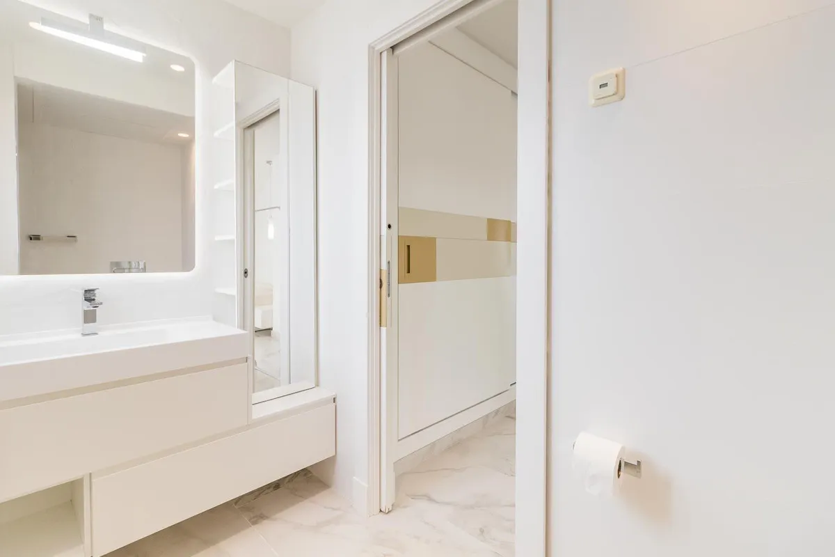 165de412-f76a-4b06-9bf5-8996c43a4e3b