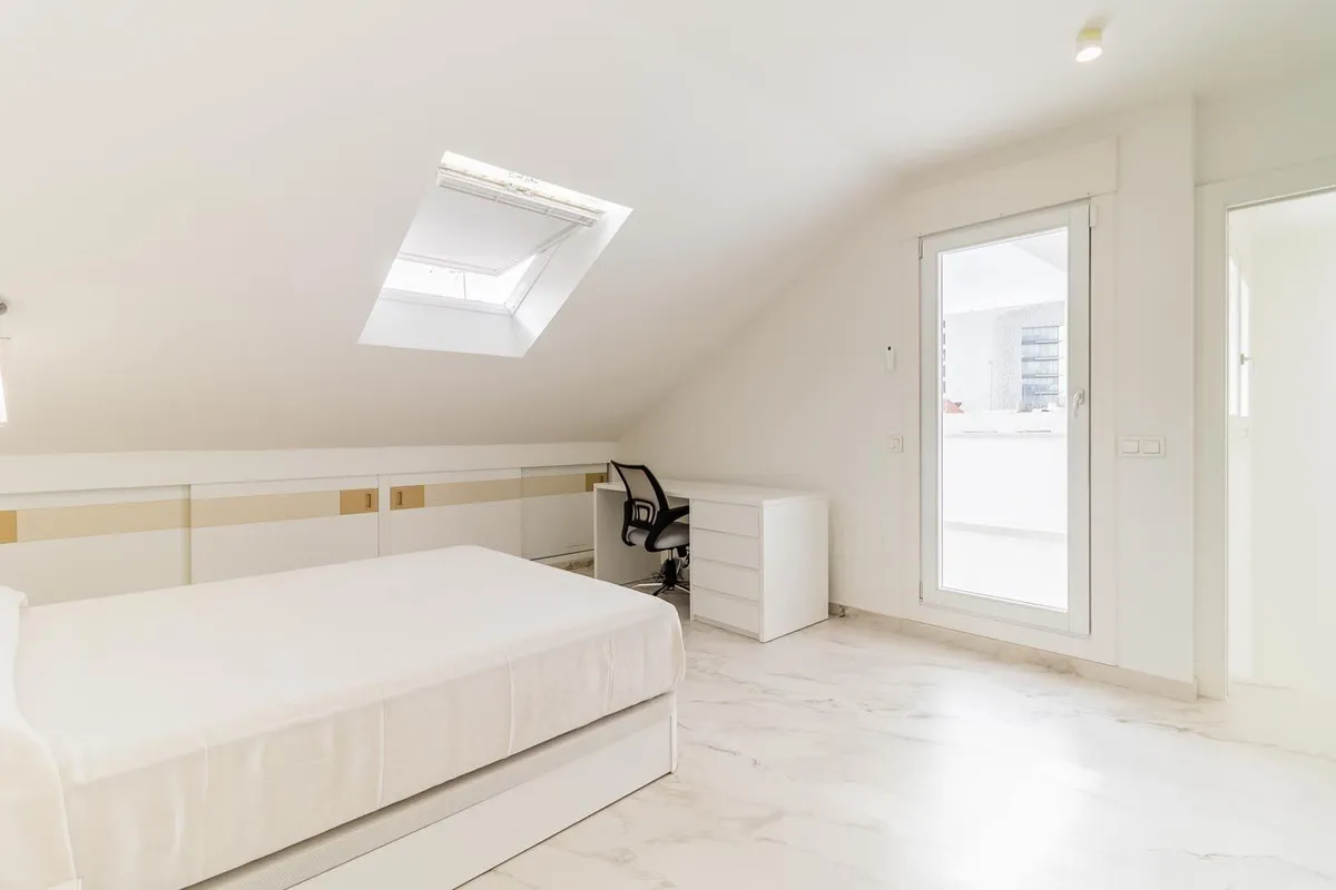 17cf3393-f3da-4639-b418-6d02d4707877