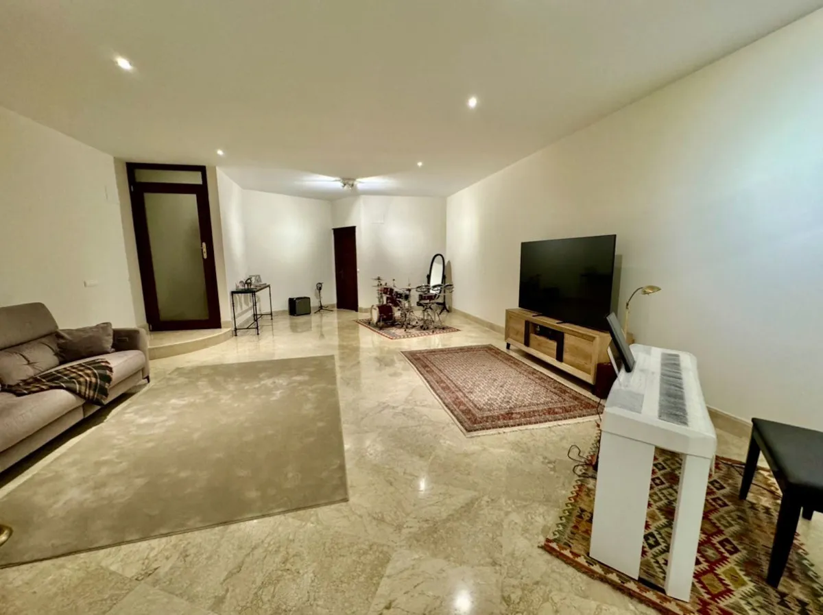 0cb763ad-e95e-4838-bc91-b699a813480f