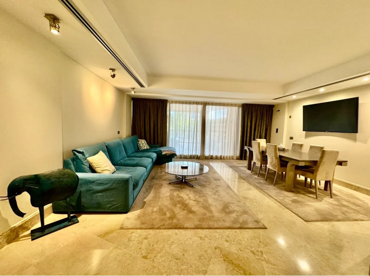 125e1a72-cb16-4b9c-a282-9793778448e6