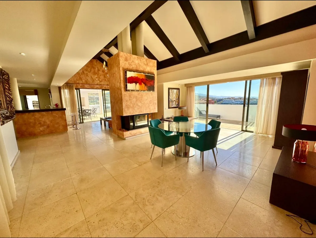 c9bc2812-6348-4af3-a59b-d06ccbd860ce