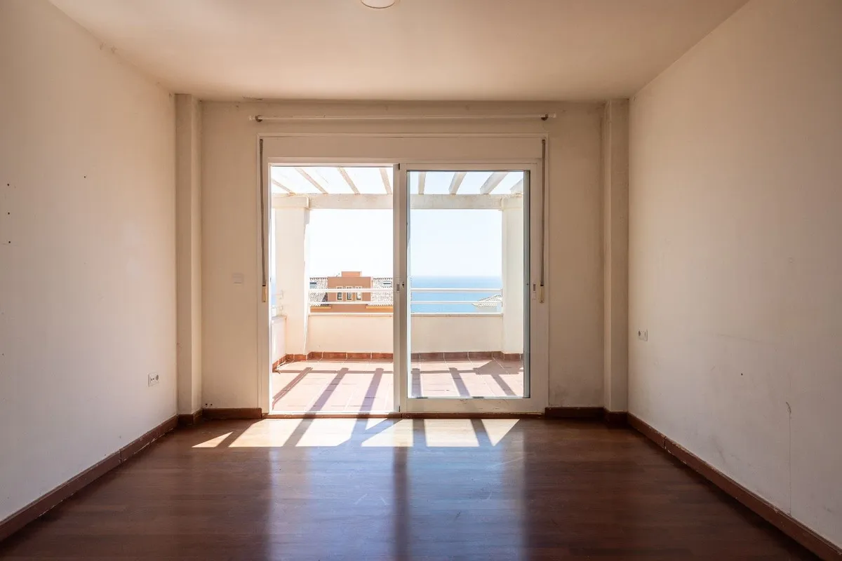 5fe335a0-1d69-4d35-b8a3-f5c6637bf774