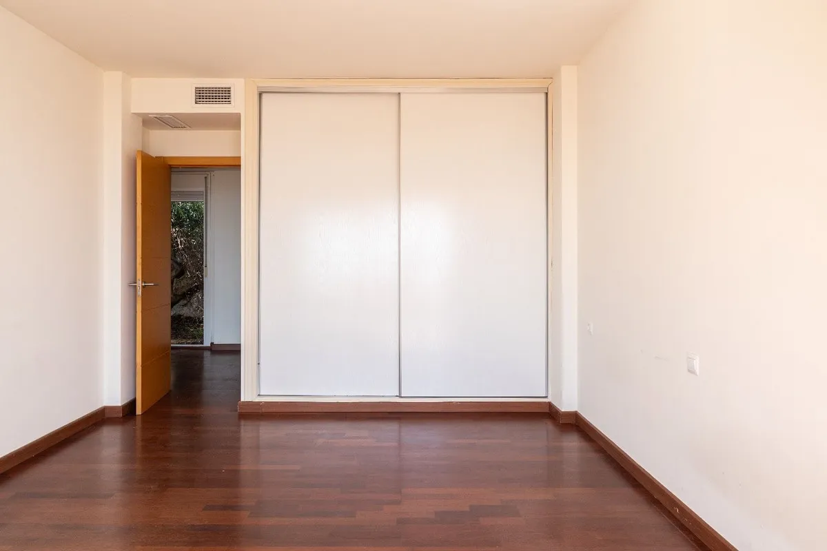 9df2012b-5e08-4186-bfff-34fc9d77061a