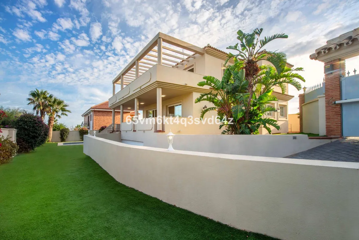 8a365612-6448-4604-8cd7-cadd3fbd367d