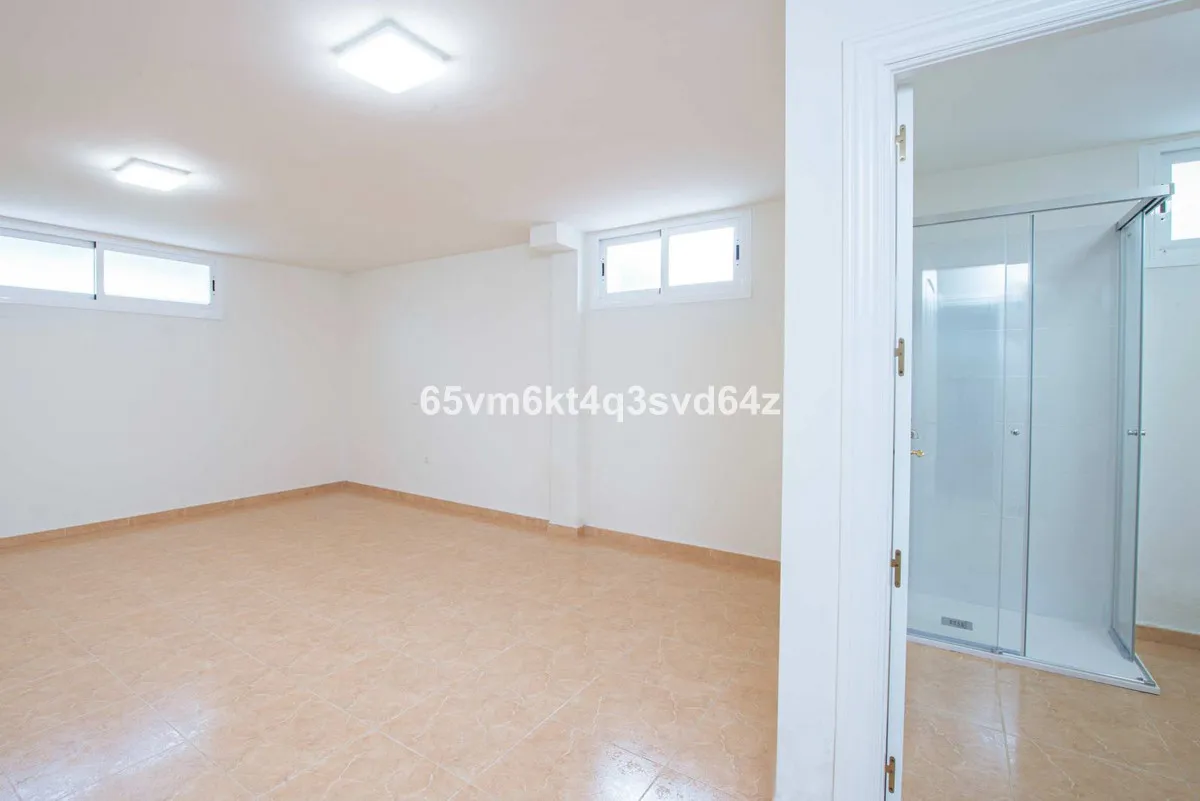 8f4c9777-11fe-4e8d-8b24-8020b57ade16