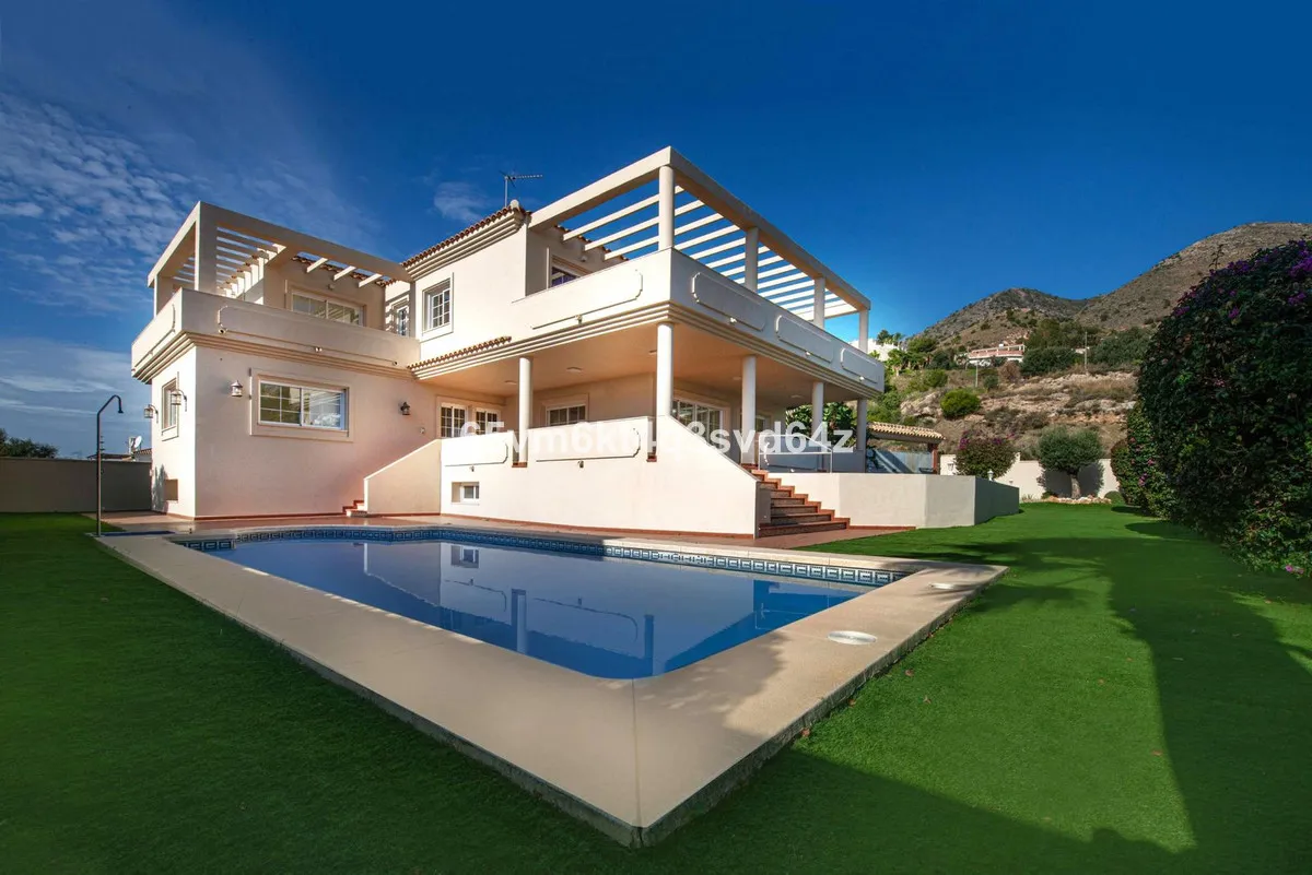 ce0702ea-92cd-4de5-aa2f-ef5bcf8991e0