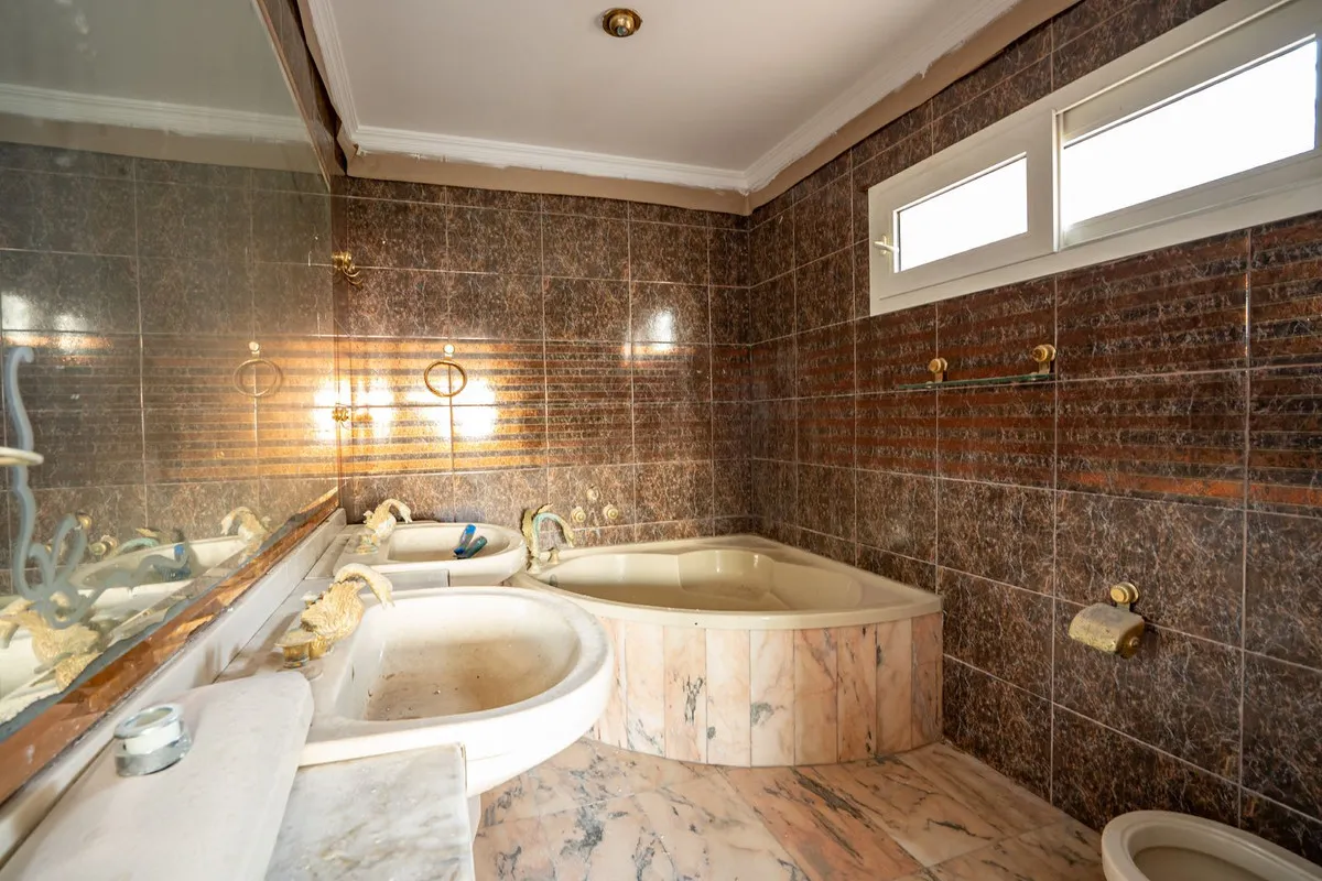 55c8208f-4406-4995-82e6-e055f49cbf0b