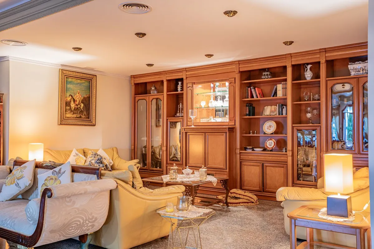 9be5e8c1-20b8-49bc-96a1-a756eb1e608f