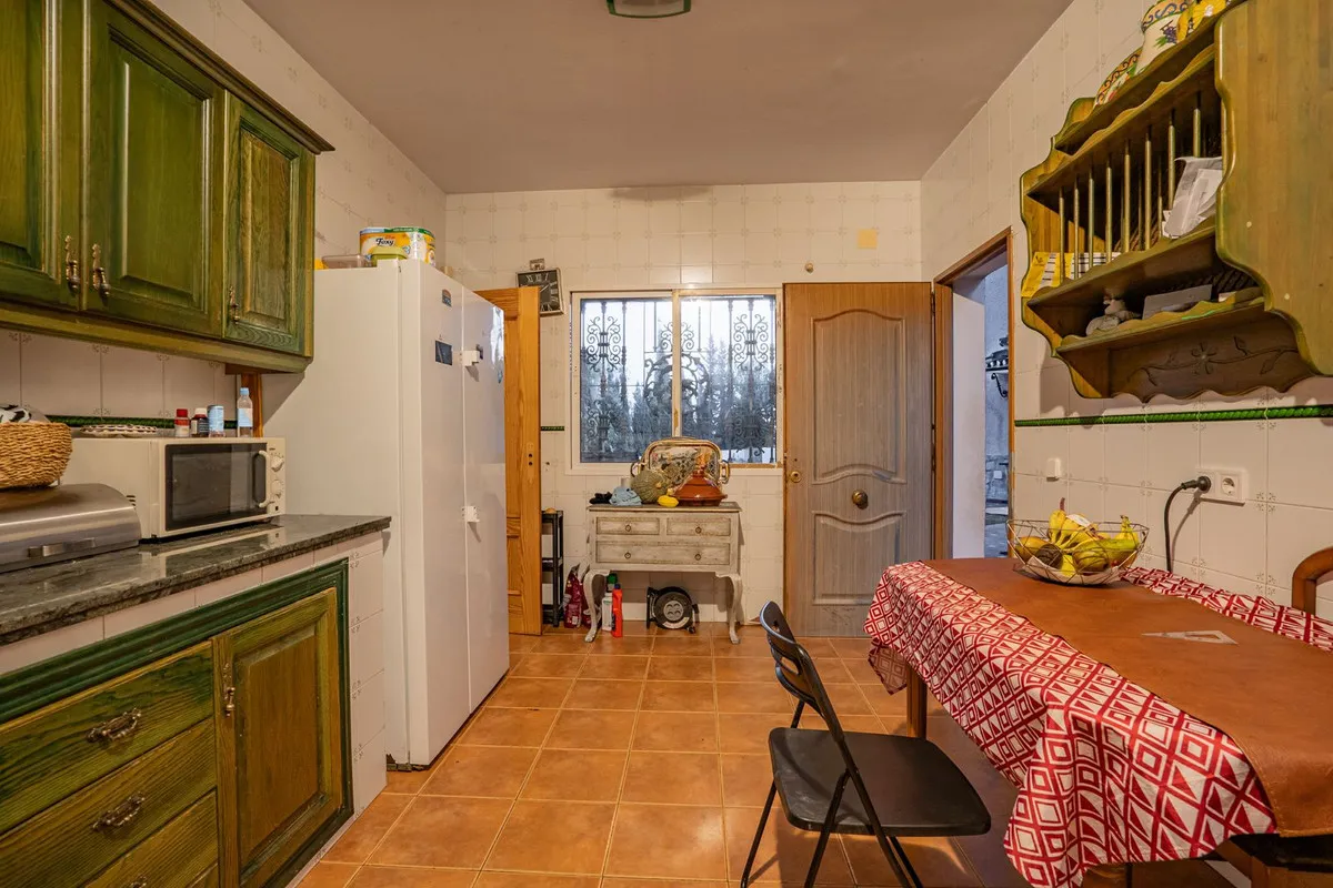 f9ec21f7-ba78-4649-8e5b-4ce1e805127a