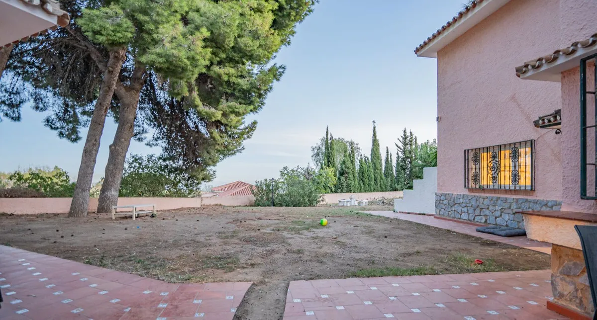 feb80689-2761-434f-9218-bd1a7831b5b0