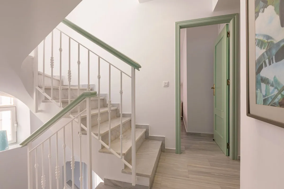 48b723c7-e456-43c5-95a5-49a6adfbcc99