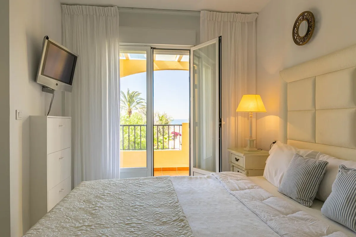 9cdbb235-528a-4922-a62c-df9f2e7b34c9