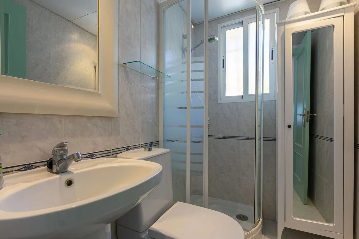 e5353aaf-207f-4e3d-a1fa-241d57790e5b