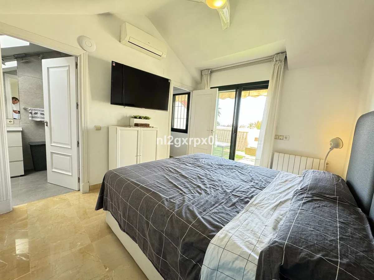 5bcd2a8f-12fd-417a-aedf-d63ca66a0291