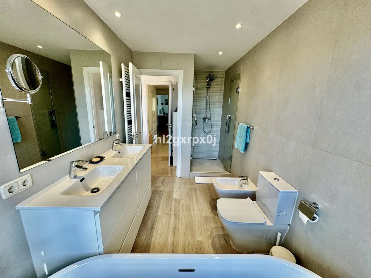 6f539001-8f07-44cd-9945-430fb6b968ba