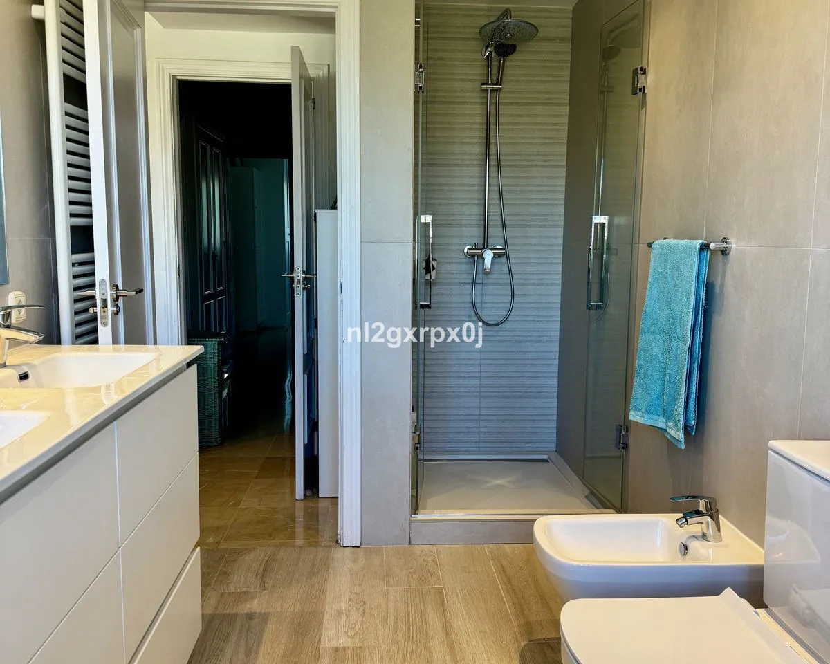 a7e8a6d8-c5e9-4532-b9c8-63295832688e