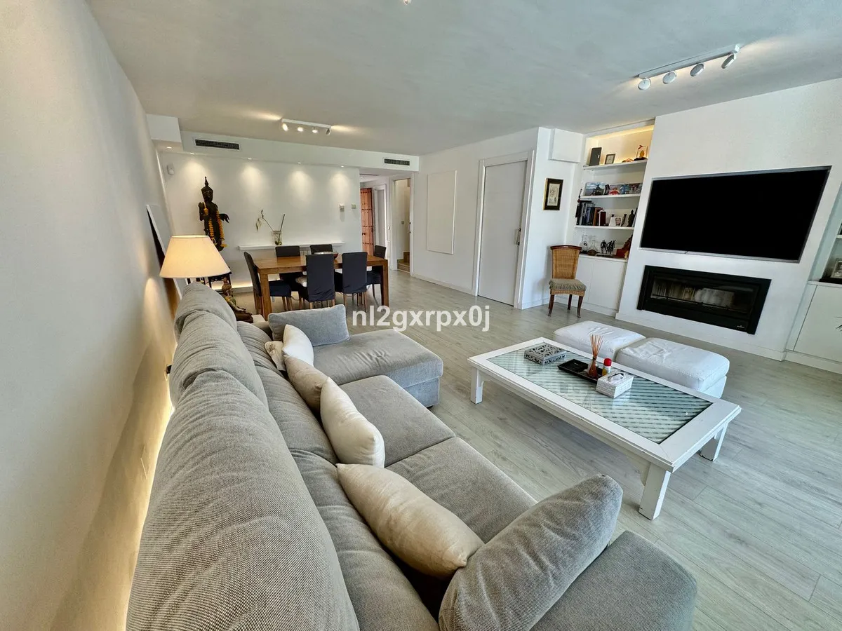 e223a035-04f0-4ecb-b40b-5738d00b5130