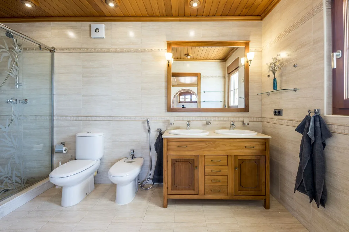 00e639dd-fcfb-4f05-a76e-f1025d9b2e65