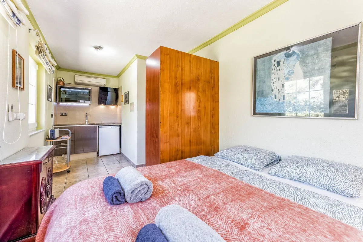 08c2a757-9a5c-4f35-8a2e-922b032777c5