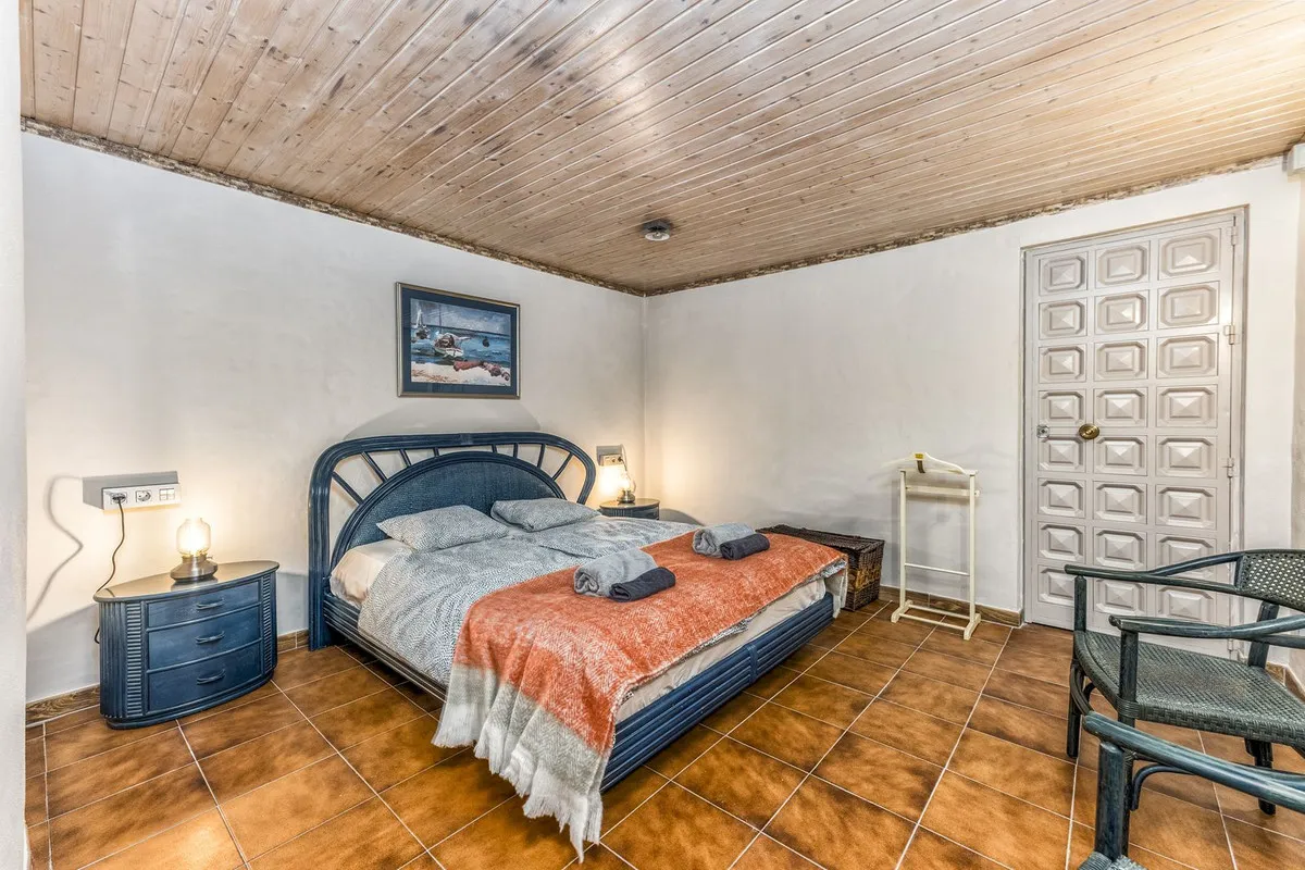 872c1272-66ba-4a4e-a3aa-b0b535ea1bf1