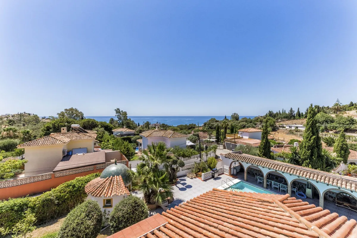 d6b5d31f-47d8-4f69-9feb-542959068f6e