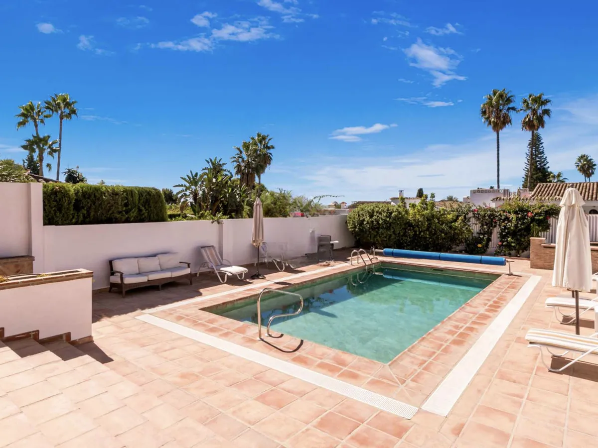 2b4b4822-e3fe-44ca-b21c-00dc9d5774d1