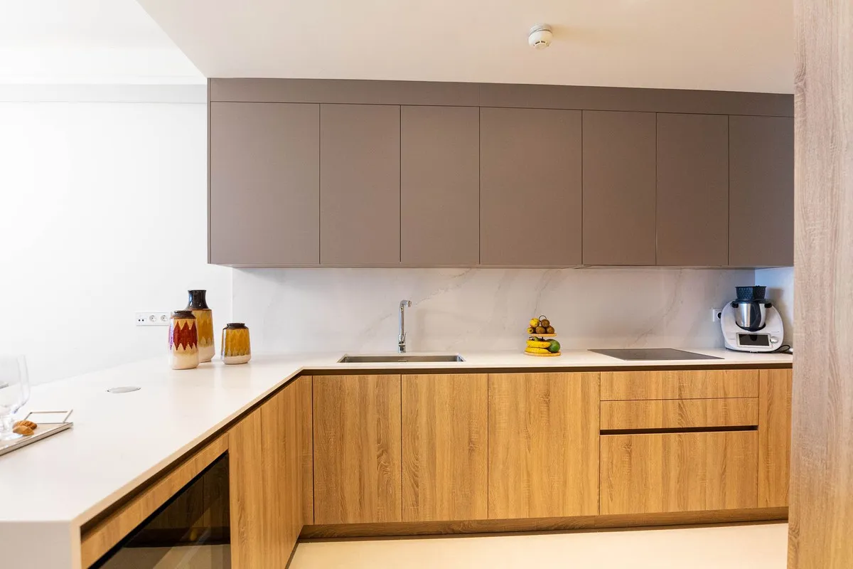 0dcd4619-2000-417e-9986-e95362d5533f