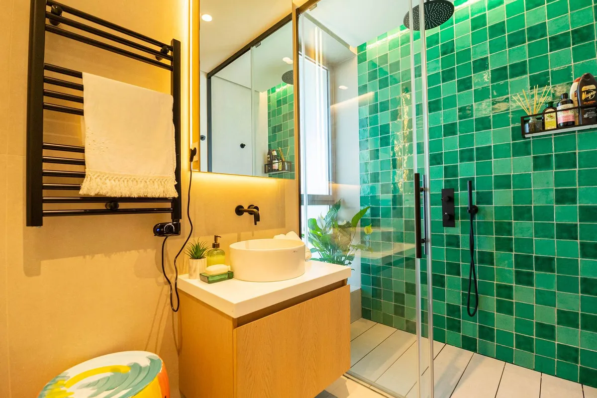 cc953f4d-4bde-4ca2-be23-e466fe364261