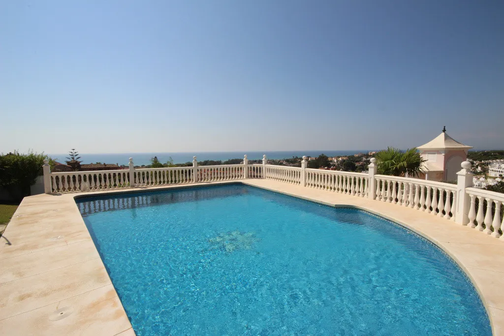 4d6ff930-50f6-4d22-bcd3-4dda358d42da