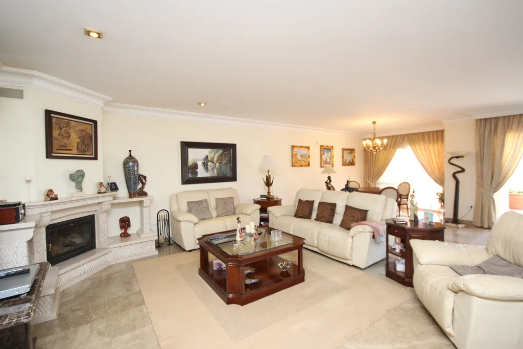 768fc745-e78e-47f5-b8d2-37a26156109a