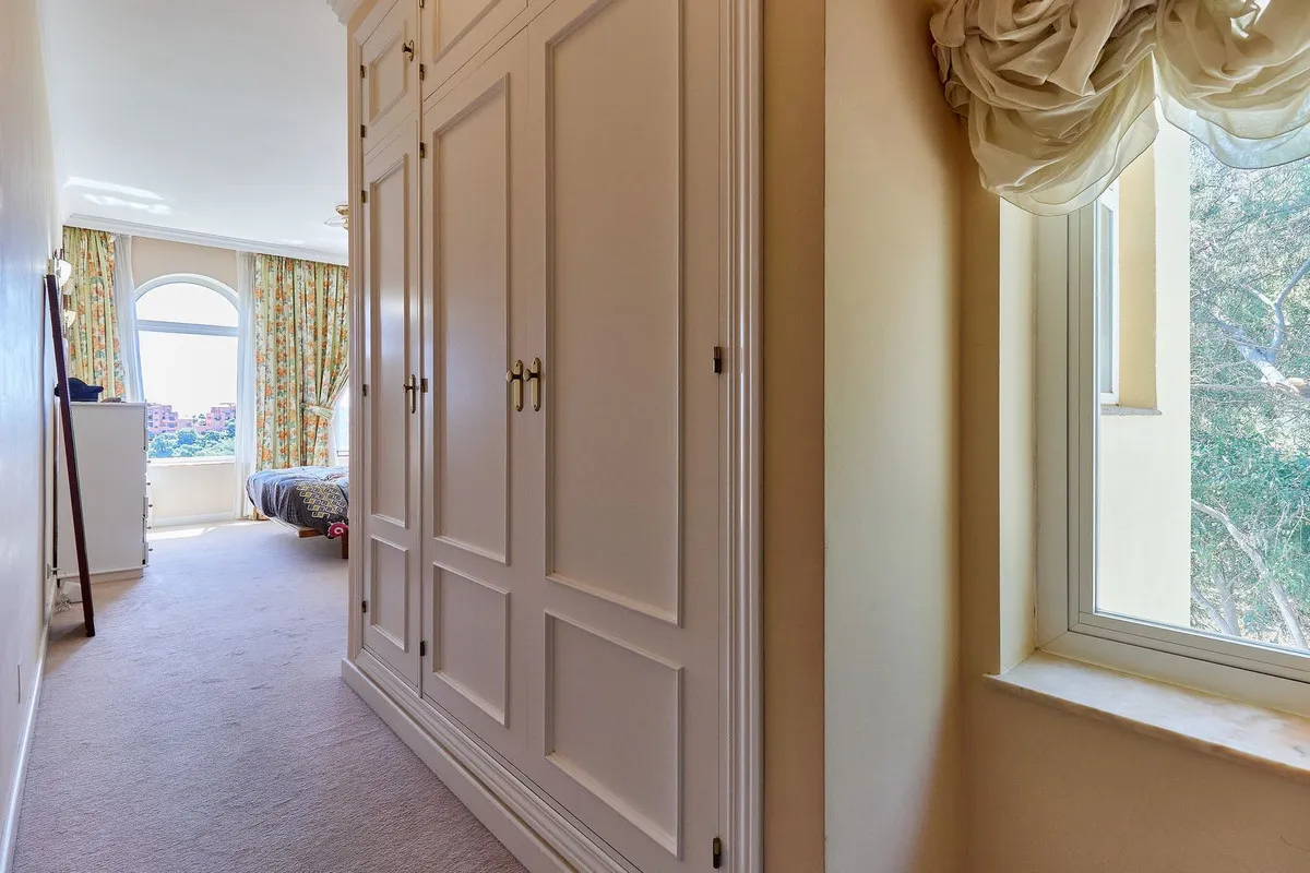 9fc96e29-857b-4ab9-835e-b5ee198a239c