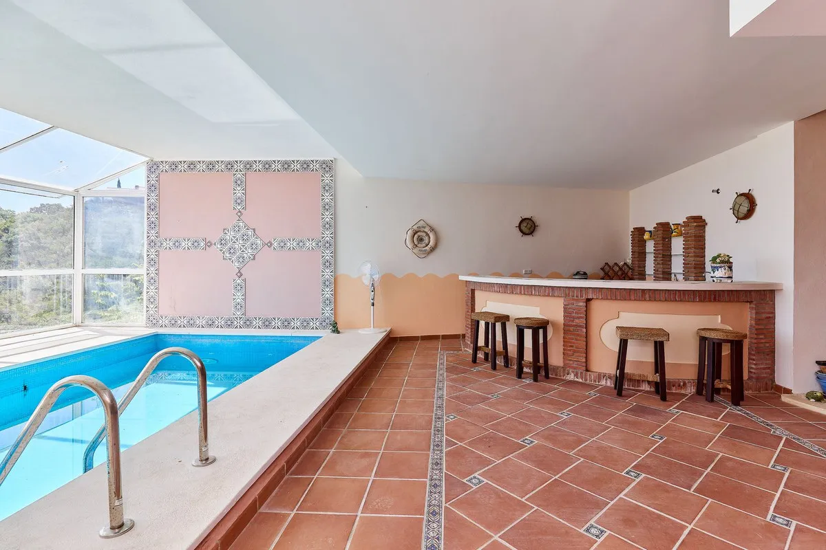 dbe192c3-c0e0-4938-9237-7312053ecbd4