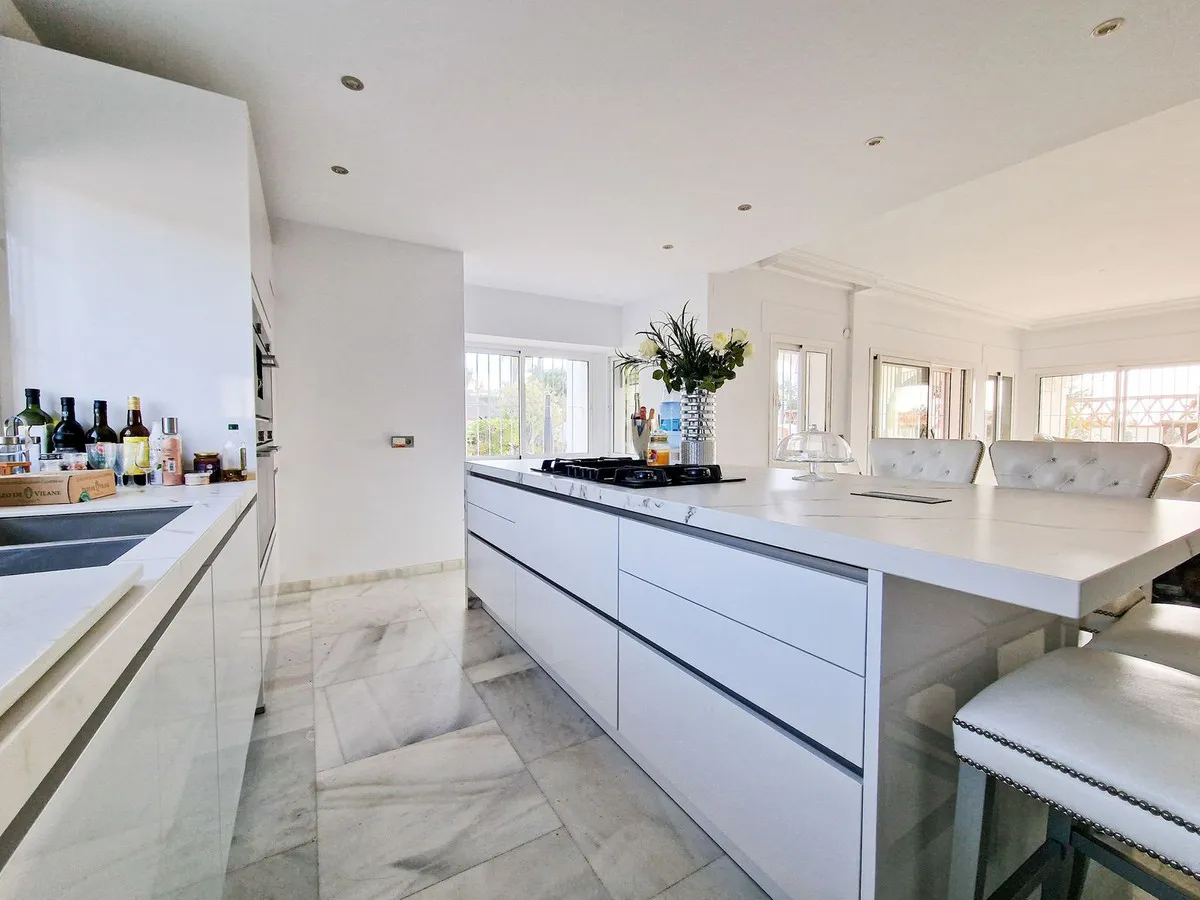 532eb16d-d253-40d4-ac33-ed5e4c47a2fd