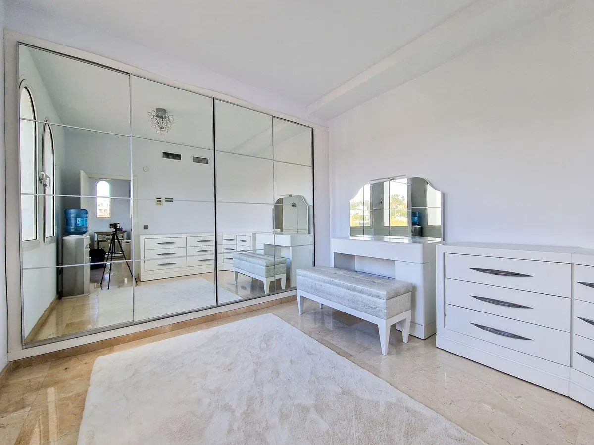 8995d92b-52d9-4f6c-a51f-bd97748d01cc