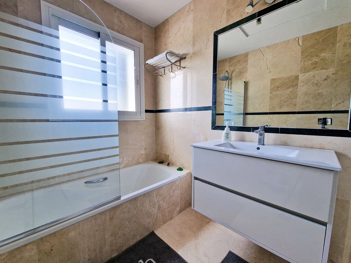 ce92e359-5480-4066-9ffa-07bc6b4d648c