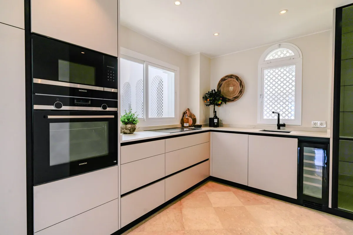 4ff9d1a6-42b5-464c-a314-91ded879316f