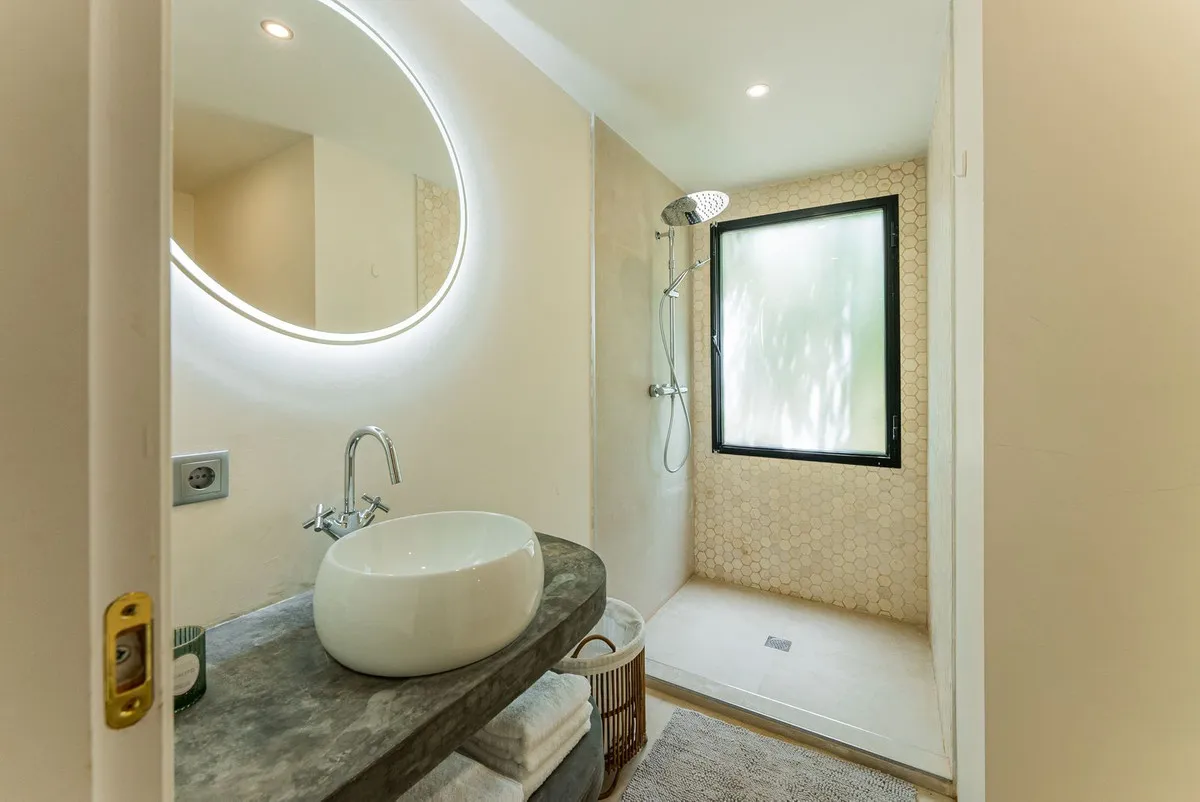 a288a375-f646-4815-9091-12c949eac983