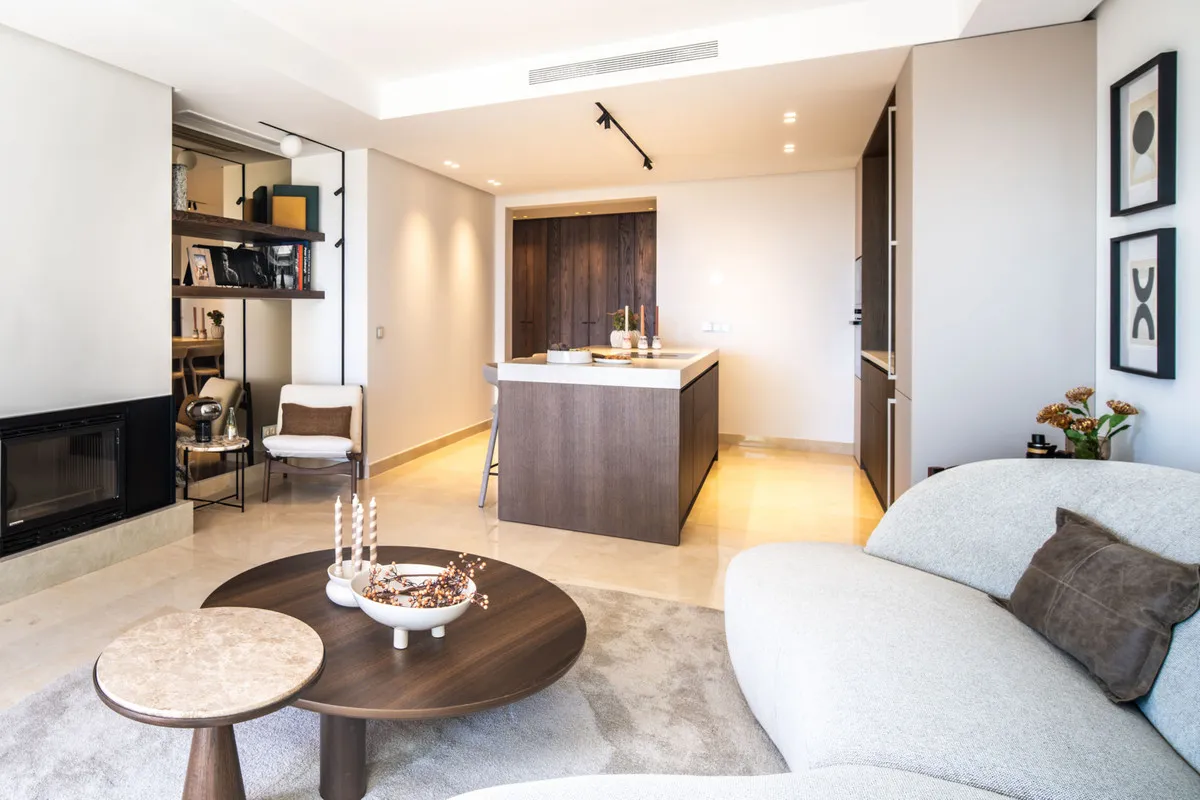 43db954e-56ef-4470-ba31-3c2a64dbc480