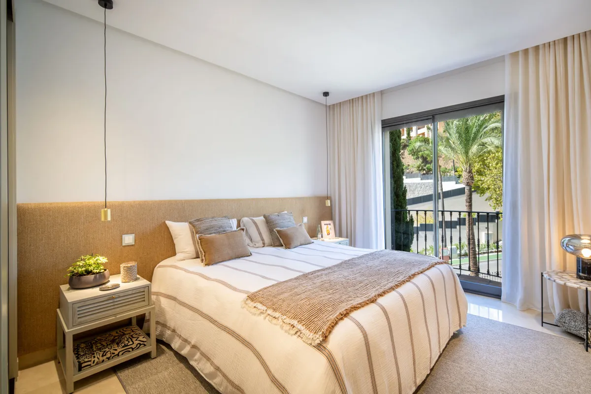 ecc4d42c-64ca-40c2-9a15-0264062f0898