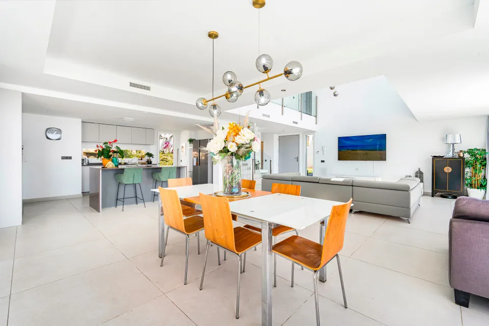 045b0047-3cdc-4450-9905-b9aeb8c10195