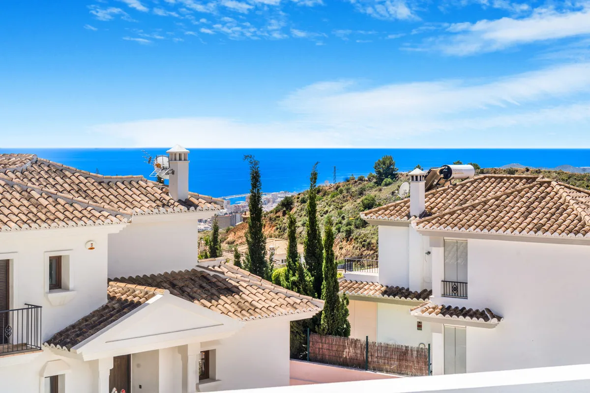 6b6b9b9f-7142-42e5-b791-f141fc4296c4