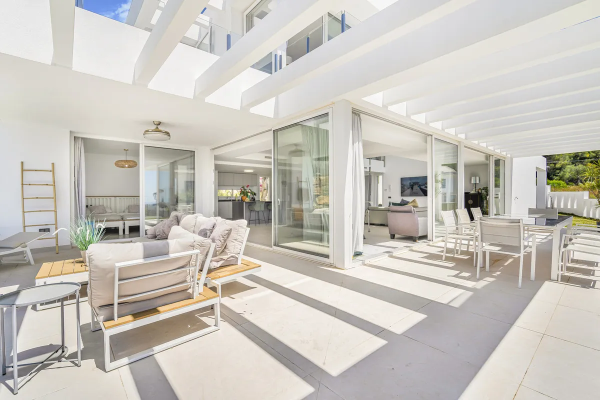 896b283c-5a89-48ea-b454-4e9916e9289b