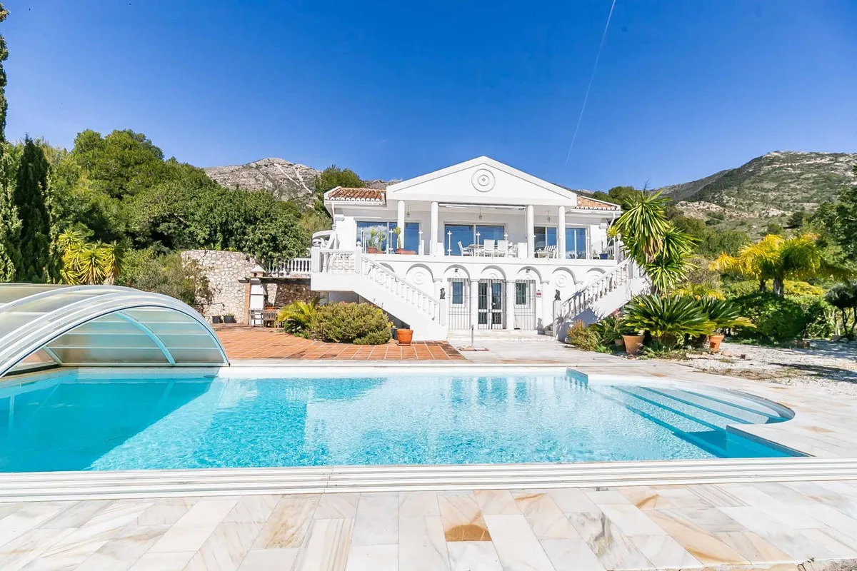 1102ff81-f144-418b-a071-61fc0166141d