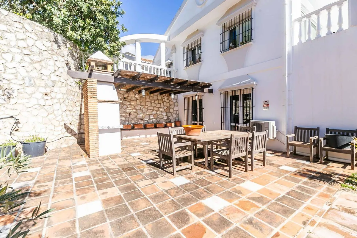 27258d5d-e9ff-4a2f-892c-956f035fa6d8