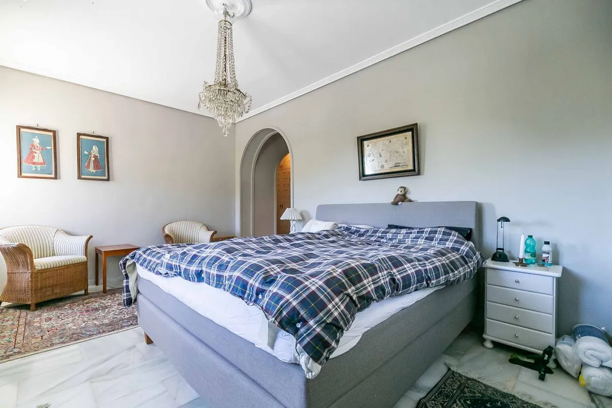 8e39f7ad-3c77-4373-8cce-4b820b2fc469