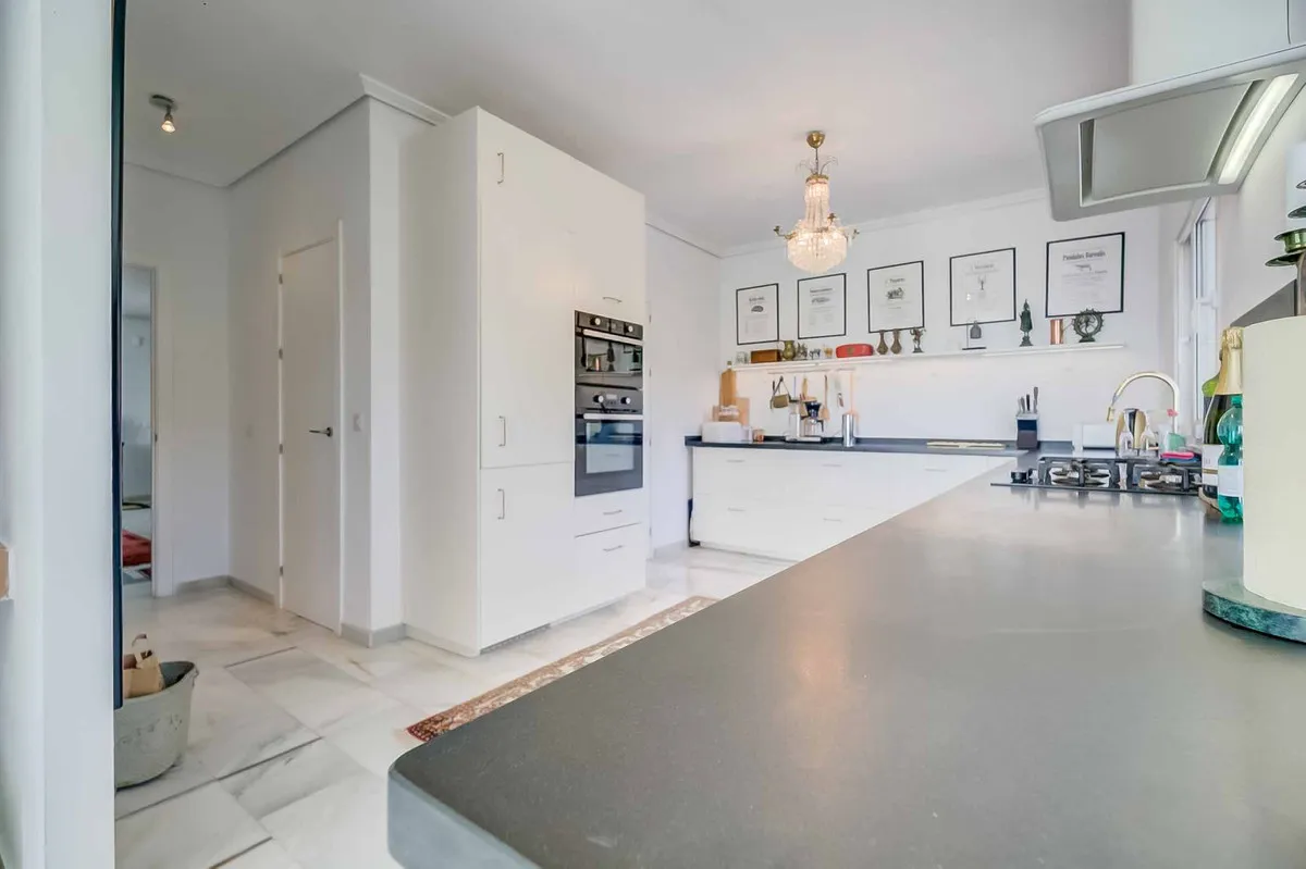 9c66a27a-52f8-4865-b325-8da49f8a0d93